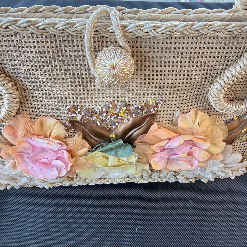 Vintage Raffia Straw Handbag Floral Shell Applique Japan 50s 60s - Picture 5 of 11